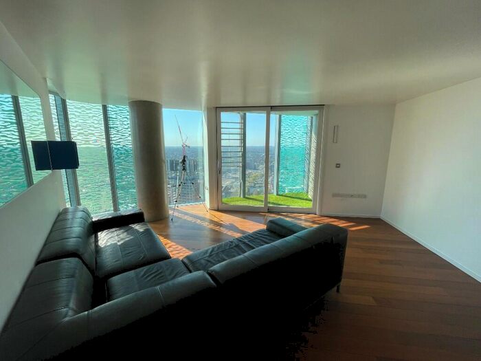 3 Bedroom Apartment To Rent In Beetham Tower, Holloway Circus, B1