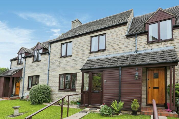 2 Bedroom Terraced House For Sale In Kingsdale Court, Broadway, Worcestershire, WR12