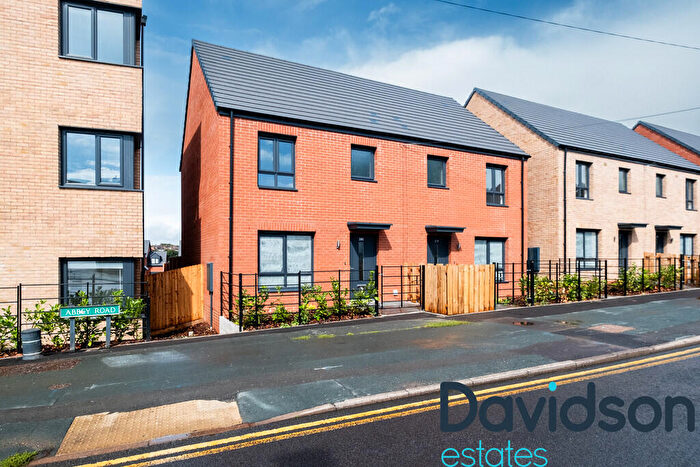 3 Bedroom Semi-Detached House For Sale In Last New Home@The Woodlands, Oldbury, B67