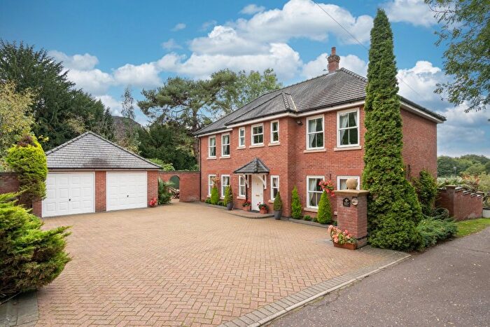 5 Bedroom Detached House For Sale In Hellesdon, Norwich, NR6