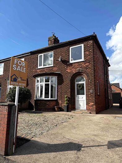3 Bedroom Semi-detached House For Sale In Fulbeck Road, Scunthorpe, DN16