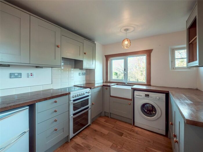 2 Bedroom Flat To Rent In Blinkbonny Road, Currie, Midlothian, EH14
