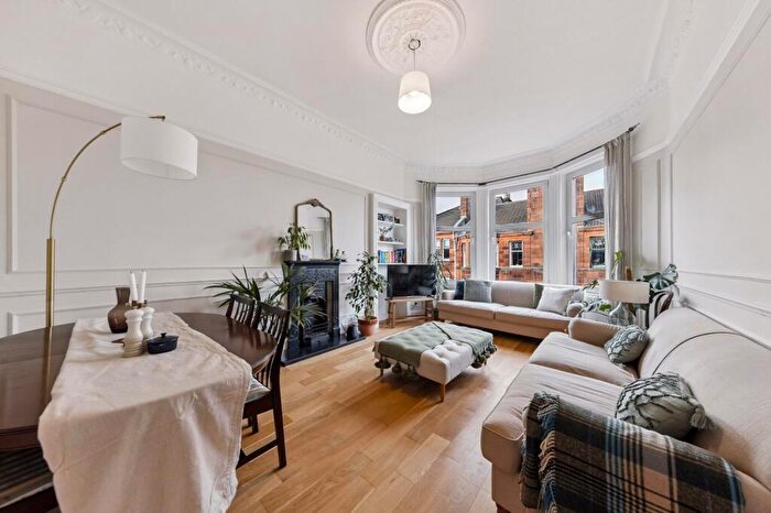 2 Bedroom Apartment For Sale In Partickhill Road, Partickhill, Glasgow, G11