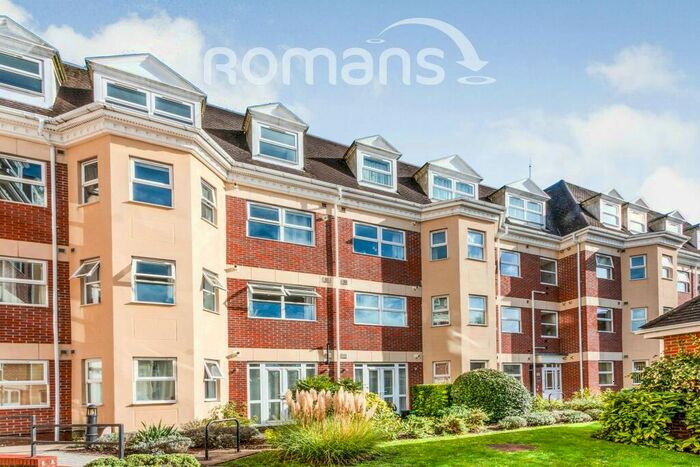 2 Bedroom Apartment To Rent In Elmhurst Court, GU15