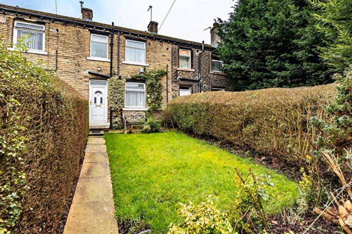 1 Bedroom Terraced House For Sale In Fartown Green Road, Fartown, Huddersfield, HD2