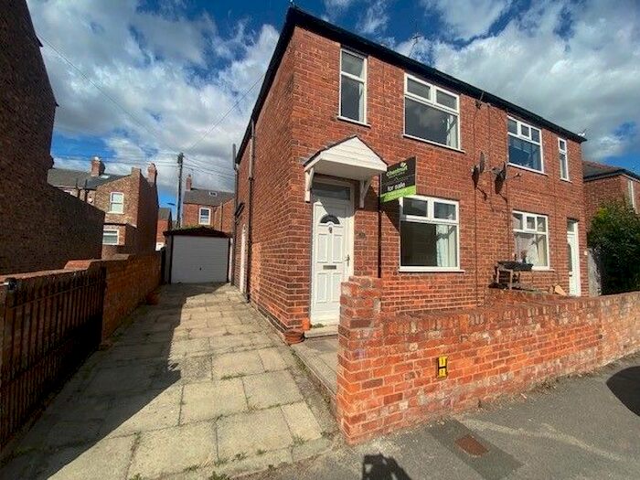 2 Bedroom Semi-Detached House To Rent In Westwood Terrace, York, YO23