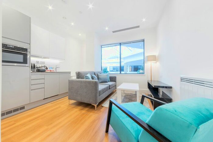 Studio To Rent In Atria House, Bath Road, Slough, SL1