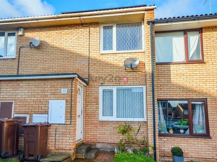 2 Bedroom Terraced House To Rent In Meadowcroft Rise, Westfield, S20