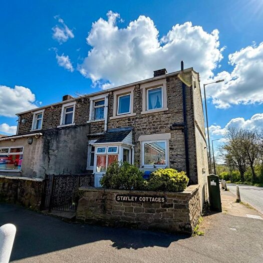 2 Bedroom Semi Detached House For Sale In Stayley Cottages, Carrbrook, Stalybridge, SK15