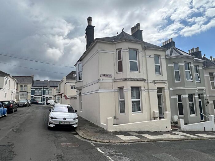 2 Bedroom End Of Terrace House For Sale In Durham Avenue, Plymouth, Devon, PL4