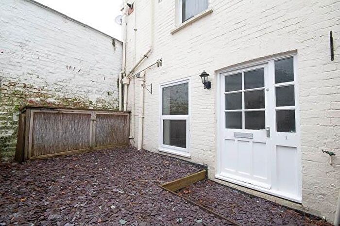 1 Bedroom Apartment To Rent In Grafton Road, Cheltenham, GL50