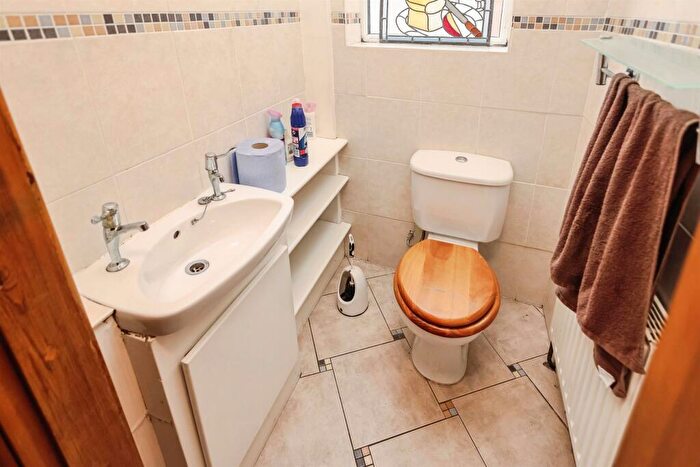 4 Bedroom Detached House For Sale In Sladefield Road, Birmingham, B8 - Photo 11