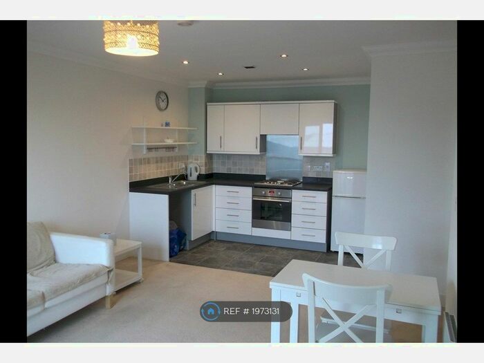 1 Bedroom Flat To Rent In De Grey Road, Colchester, CO4