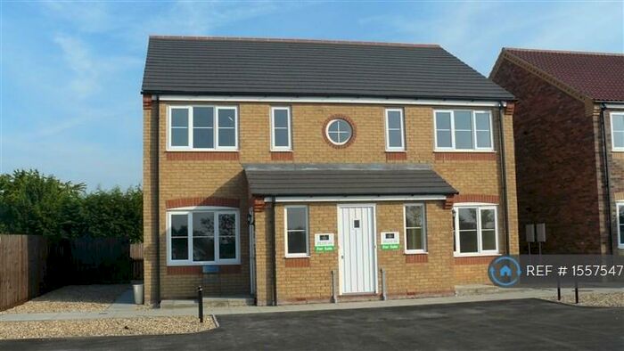 1 Bedroom Flat To Rent In Harrier Court, South Killingholme, DN40