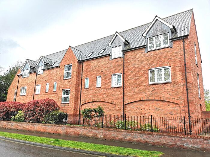 2 Bedroom Flat To Rent In Fowke Street, Rothley, Leicestershire, LE7