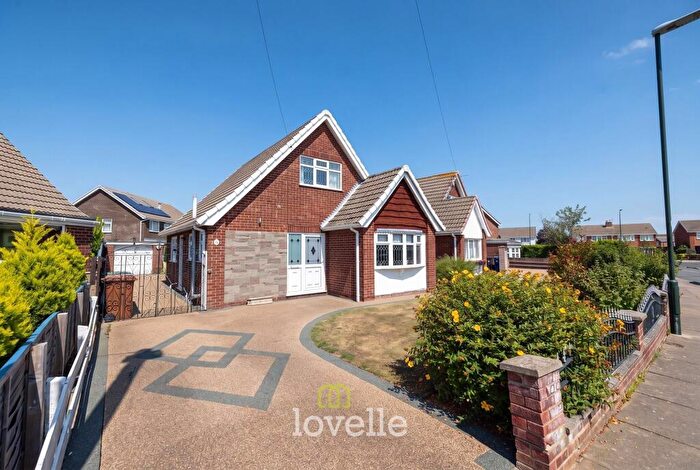 3 Bedroom Detached House For Sale In Waby Close, Grimsby, DN37