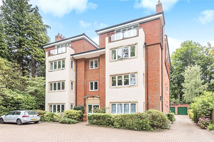 3 Bedroom Flat For Sale In St. Botolphs Court, St. Botolphs Road, Sevenoaks, Kent, TN13