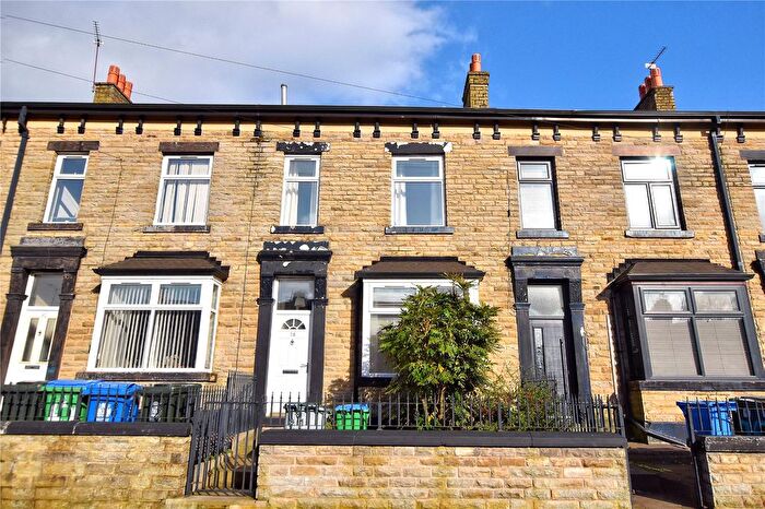 4 Bedroom Terraced House For Sale In Park Road, Hamer, Rochdale, Greater Manchester, OL12