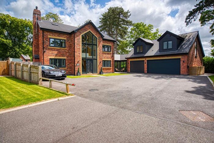 7 Bedroom Detached House For Sale In Gleadhill House Gardens, Euxton, PR7