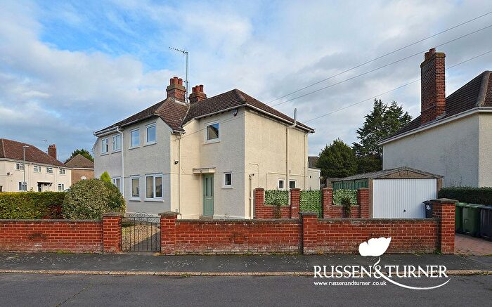 3 Bedroom Semi Detached House For Sale In Pleasance Close, Gaywood, PE30