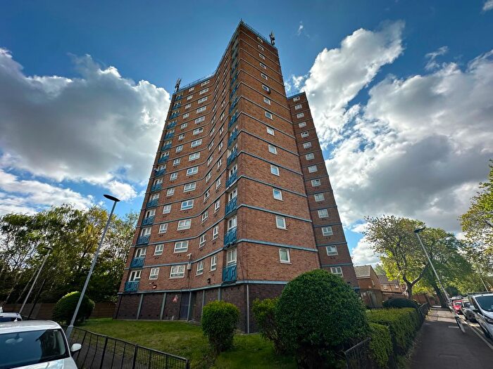 3 Bedroom Flat To Rent In John Cornwell V C House, Grantham Road, London, E12
