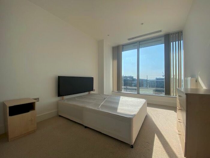 1 Bedroom Flat To Rent In Staines Road, Hounslow, TW3