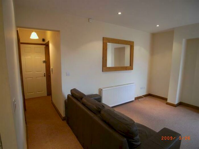 2 Bedroom Flat To Rent In Shirehampton Road, Sea Mills, BS9