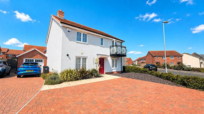 4 Bedroom Detached House For Sale In Skippers Way, Walton-on-the-Naze, CO14