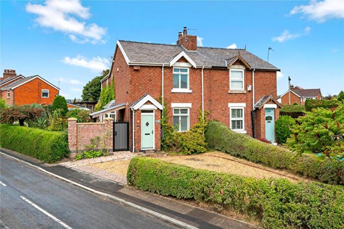 3 Bedroom Semi Detached House For Sale In Moss Nook, Burscough, Ormskirk, Lancashire, L40