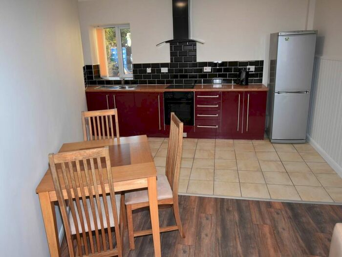 1 Bedroom Flat To Rent In Neath Road, Landore, Swansea SA1