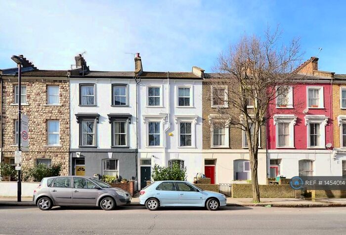4 Bedroom Flat To Rent In Islington, London, N7