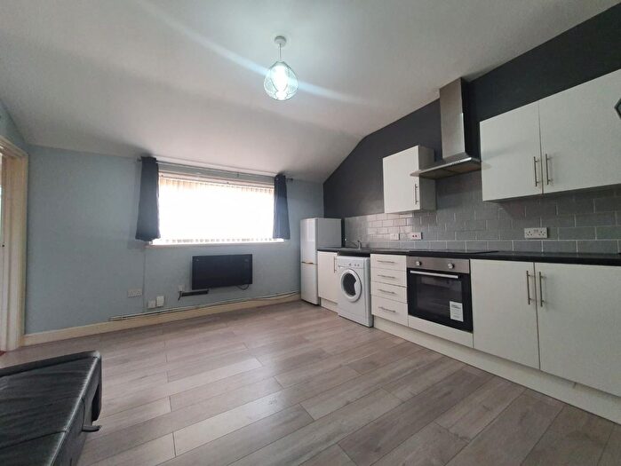 1 Bedroom Flat To Rent In Newport Road, Adamsdown, Cardiff, CF24