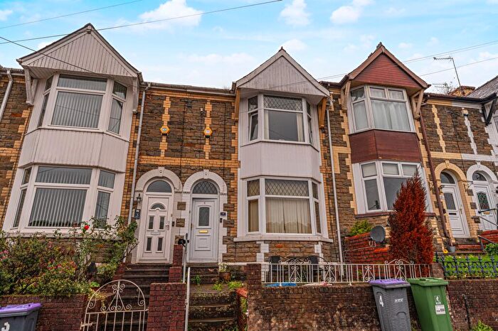 3 Bedroom Terraced House For Sale In Holyoake Terrace, Pontnewynydd, NP4