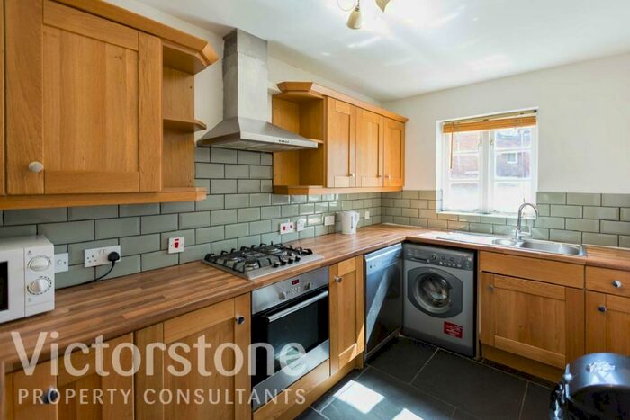 4 Bedroom Terraced House To Rent In Jodrell Road, Bow, London, E3