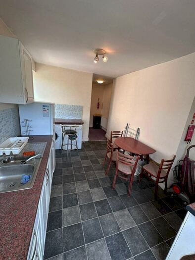 1 Bedroom Flat To Rent In Ground Floor Flat, Ashford Road, Plymouth, PL4