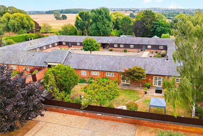 3 Bedroom Barn Conversion For Sale In Manor Farm, Shucklow Hill, Little Horwood, Buckinghamshire, MK17