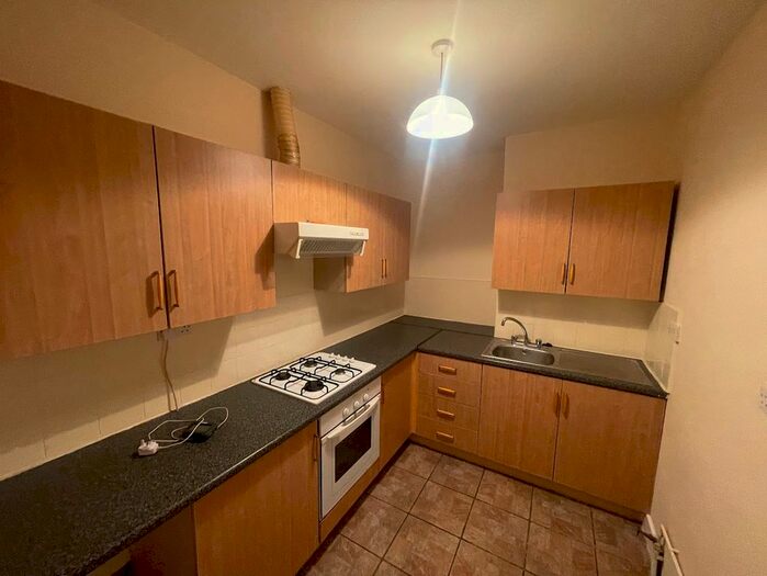 1 Bedroom Flat To Rent In High Street, Monk Bretton, Barnsley, S71