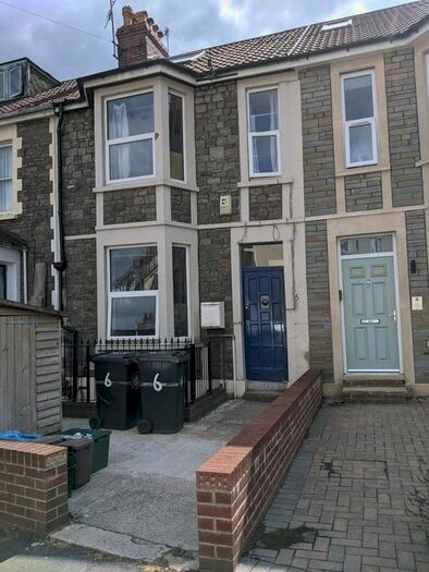 8 Bedroom Property To Rent In Beauley Road, Bristol, BS3