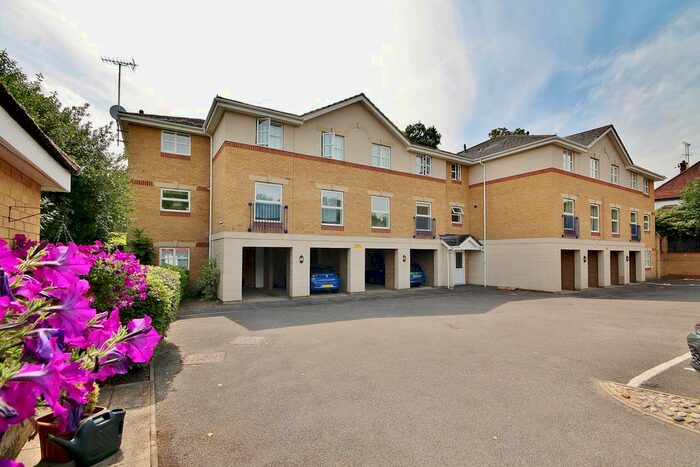 2 Bedroom Flat To Rent In St. John's Road, St. John's, Woking, Surrey, GU21