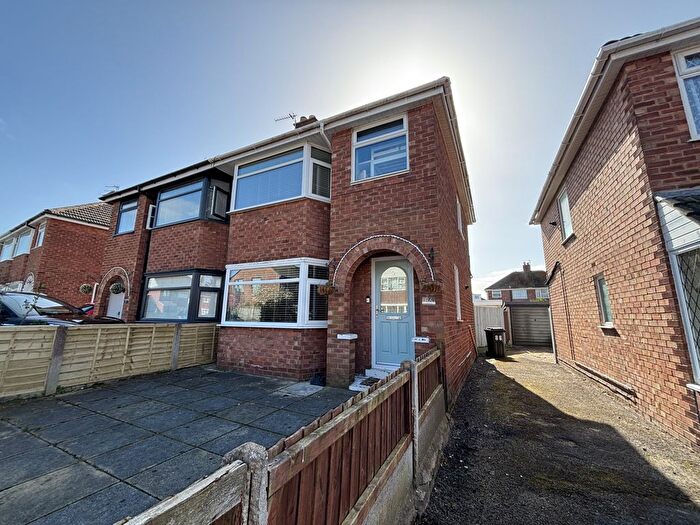 3 Bedroom Semi Detached House For Sale In Hastings Avenue, Bispham, FY2