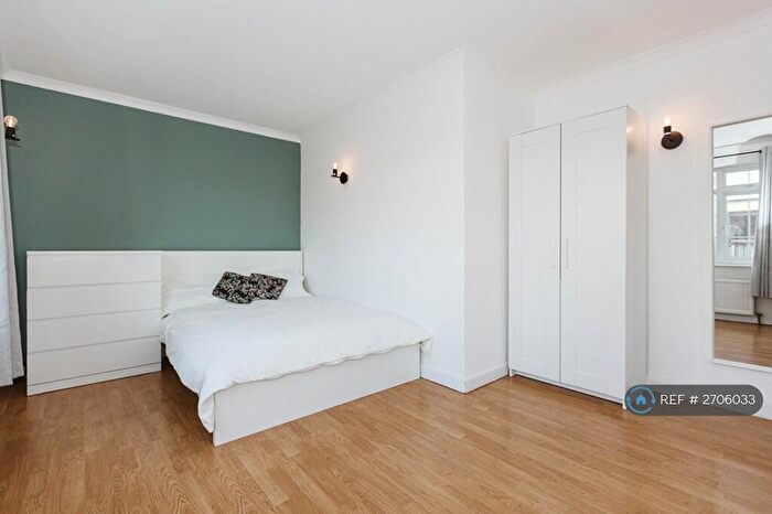 6 Bedroom Detached House To Rent In Cameron Walk, Bristol, BS7