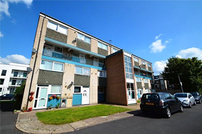 2 Bedroom Apartment To Rent In Woburn Court, Wellesley Road, Croydon, CR0