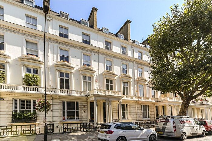 2 Bedroom Flat To Rent In Warrington Crescent, Little Venice, London, W9