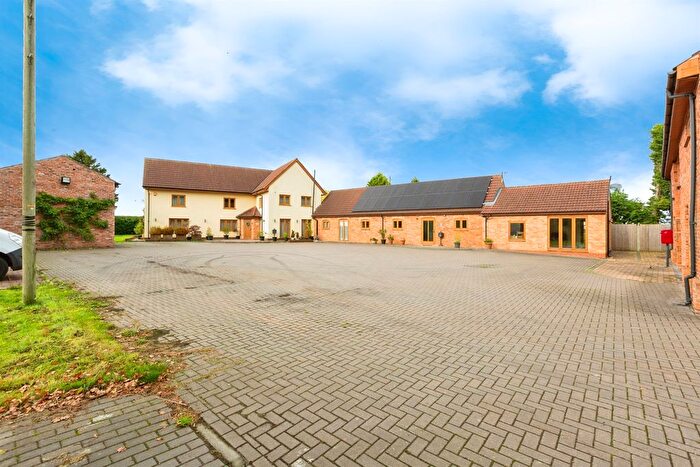 4 Bedroom Detached House For Sale In Desford Lane, Peckleton, Leicester, LE9