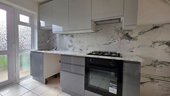 3 Bedroom Property To Rent In Beaumont Drive, Gravesend, DA11