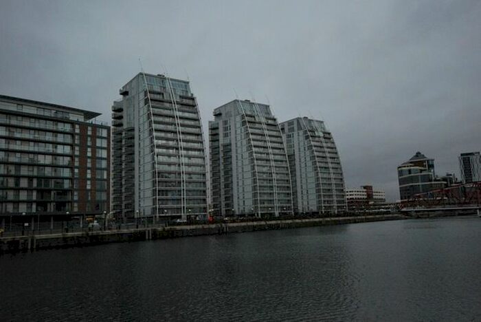 2 Bedroom Flat To Rent In Nv Buildings, Salford, M50