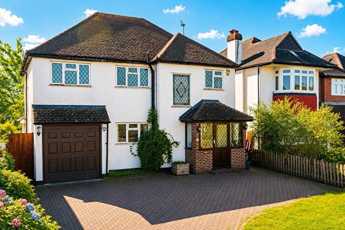 4 Bedroom Detached House For Sale In Northey Avenue, South Cheam, SM2