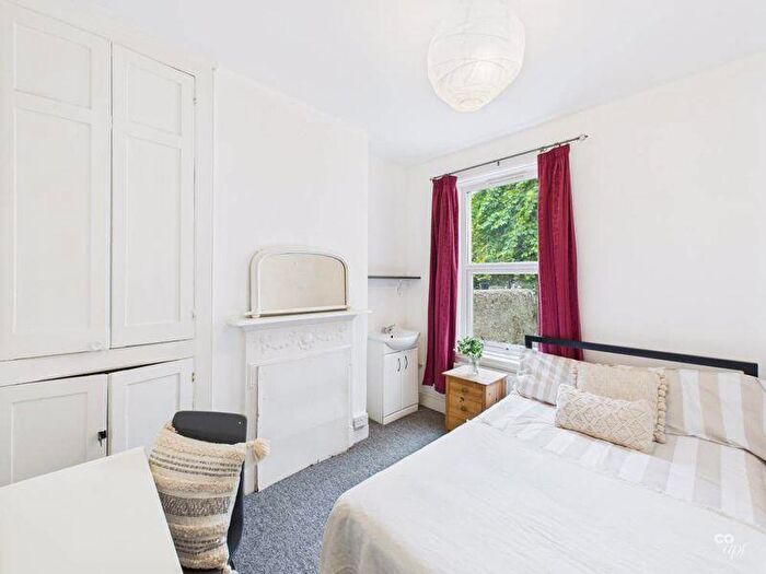 1 Bedroom Terraced House To Rent In Viaduct Road, Brighton, BN1