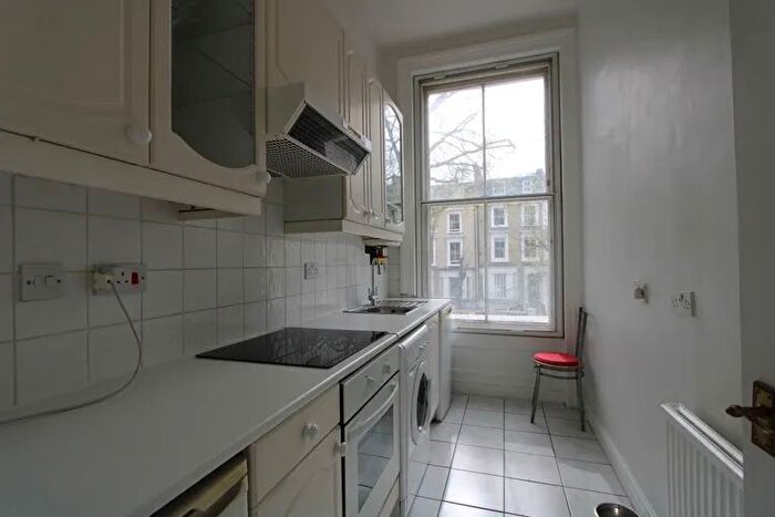 1 Bedroom Flat To Rent In Elsham Road, London, W14