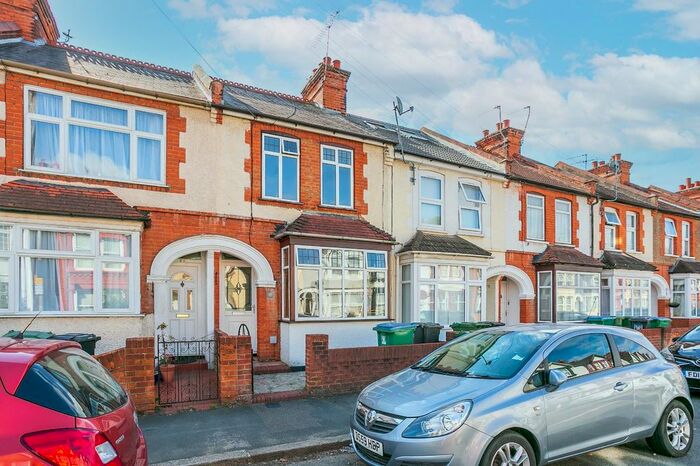 3 Bedroom Terraced House To Rent In Kensington Avenue, Watford, Hertfordshire, WD18